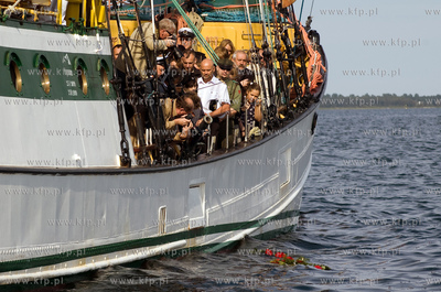 S/Y Zawisza Czarny II oddal hold swojemu poprzednikowi...