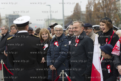 100. Gdyńskie urodziny niepodległej. Nz. m.in. Tadeusz...