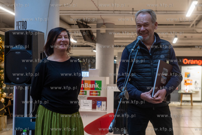 Gdańsk, Centrum Handlowe Manhattan. Spotkanie promocyjne...