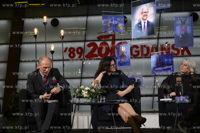 Gdańsk. ECS. Premiera książki  Katarzyny Żelazek...