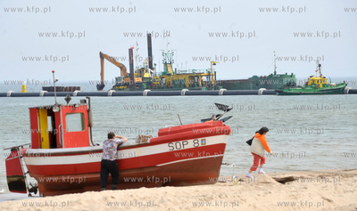 Prace przy budowie wylotow sopockich potokow w glab...