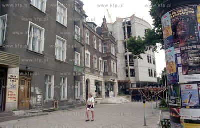 Gdansk Wrzeszcz, budowa biurowca na ul. Romana Dmowskiego...