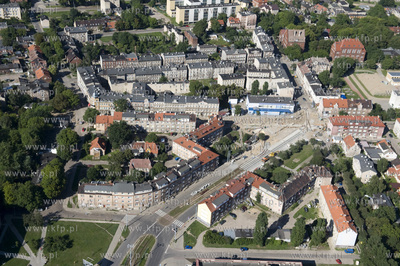 Gdansk Nowy Port z lotu ptaka. Widoczne  m.in.ulice:...