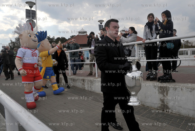 Gdansk. Brzezno. Puchar Mistrzostw Europy przybyl nad...