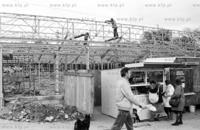Budowa hali Gildia na Targu Siennym w Gdansku. 10.1992...