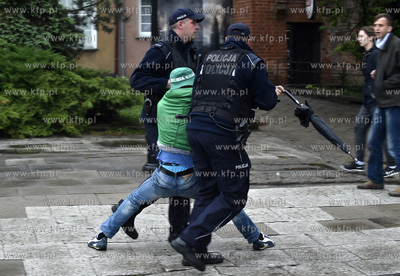 Strefa kibica na Targu Węglowym w Gdańsku.Mecz Legia...