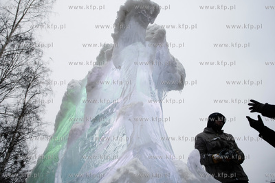 Gdynia. Bulwar nadmorski. II Festiwal Rzezb Lodowych.
07.02.2010
fot....