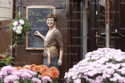 Magda Masny w swojej kwiaciarni Rosamelia w Sopocie.
03.11.2010
fot....