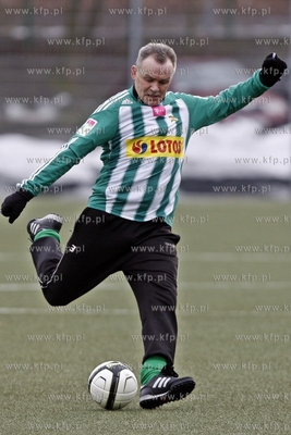 Gdansk. Boisko przy ul. Traugutta.  Noworoczny mecz...