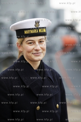 Port Wojenny w Gdyni Oksywiu. Dni Otwarte Koszar -...