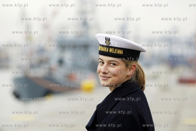 Port Wojenny w Gdyni Oksywiu. Dni Otwarte Koszar -...