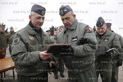 49 Baza Lotnicza w Pruszczu Gdańskim. Gen. bryg. pil....