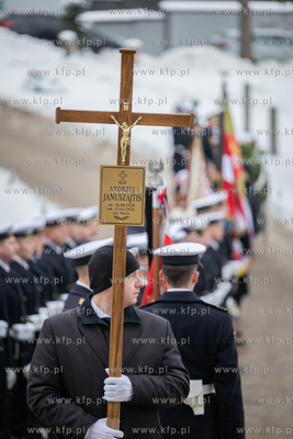 Gdańsk. Cmentarz Srebrzysko. Pogrzeb prof. Andrzeja...