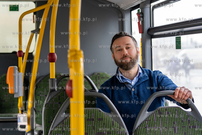 Kierowca GAiT Przemysław Kloc, który odnalazł i...