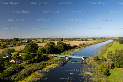 Żuławka Kolej Dojazdowa. Most obrotowy w Rybinie....