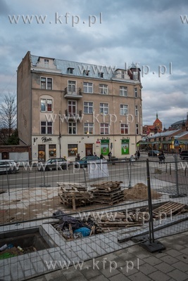 Modernizacja skweru przy ul. Podmłyńskiej. 25.02.2020...