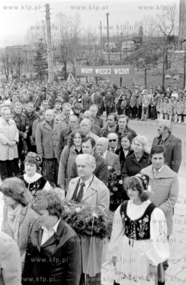 Uroczystosci odsloniecia pomnika zolnierzy Armii Radzieckiej...