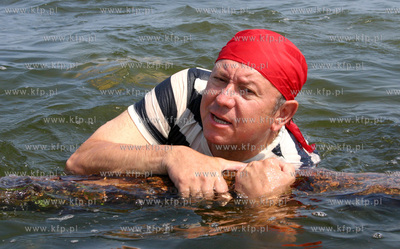 Ekipa filmowa serialu Swieta Wojna (TVP2) realizuje...