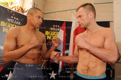 Urzad Miasta Gdyni. Konferencja prasowa i wazenie zawodnikow...