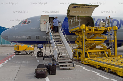Gdansk,Rebiechowo. Nz. DC 8 linii National Airlines.
Samolot...