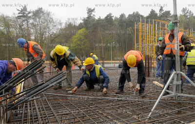 Gdynia. Budowa nowego stadionu pilkarskiego przy ul....
