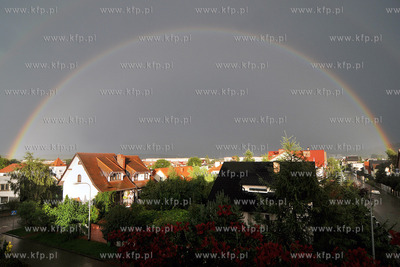 Tecza nad Rumia kolo Gdyni (pow. wejherowski)  tuz...