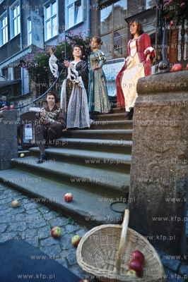 Swieto ulicy Mariackiej w ramach Miedzynarodowych Targow...