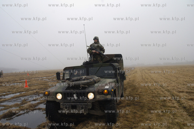 Cwiczenia 150 amerykańskich zolnierzy z niemieckiej...