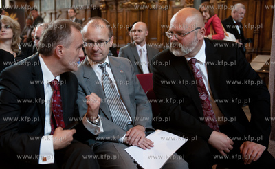 Gdansk. Dwor Artusa. Wreczenie nagrod w plebiscycie...