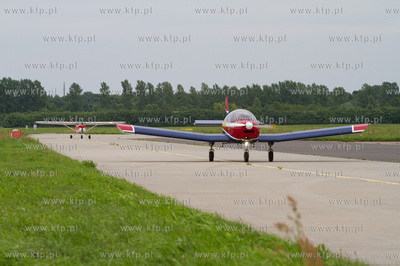 Gdynia, Oksywie. Przed godzina 17 na lotnisku 43 Bazy...