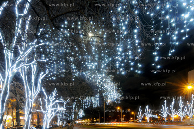 Iluminacje swietlne na Skwerze Kosciuszki w Gdyni....