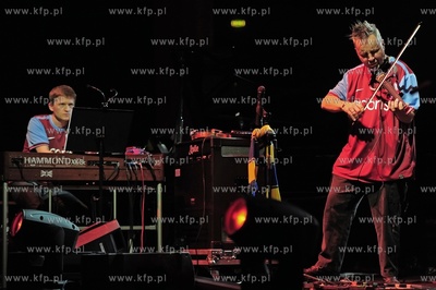 Hala Gdynia. Koncert Nigel Kennedy: Hendrix. Nz. Nigel...