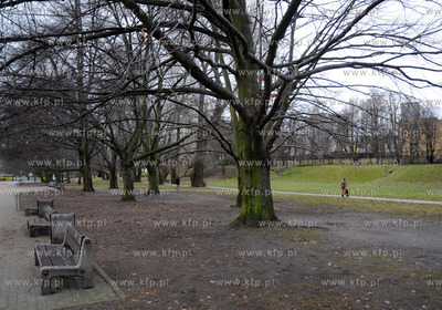 Gdynia. Park w rejonie ulic Legionow i Pilsudskiego....