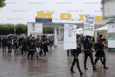 Sopot. Plac Przyjaciol Sopotu, Molo, Plac Konstytucji....
