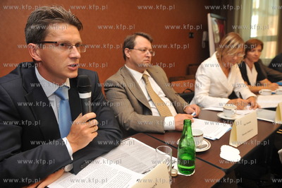 Konferencja prasowa poprzedzajaca otwarcie Miedzynarodowych...