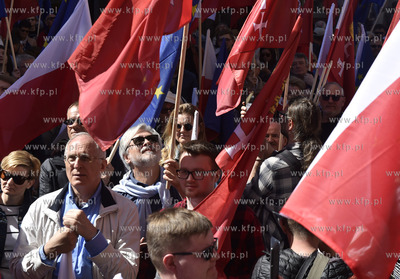 Gdańsk. Przedproże Ratusza Głównego Miasta. Prodemokratyczna...