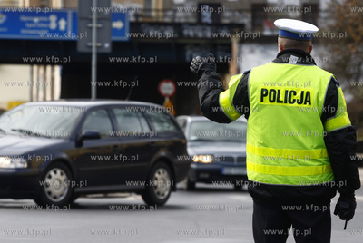 Sopot. Cwiczebna ewakuacja poczty przy ul. Kosciuszki....