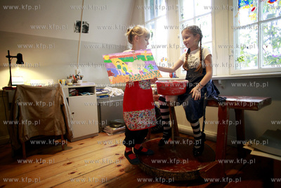 Sopot. Młodzieżowy Dom Kultury. Zajęcia plastyczne...