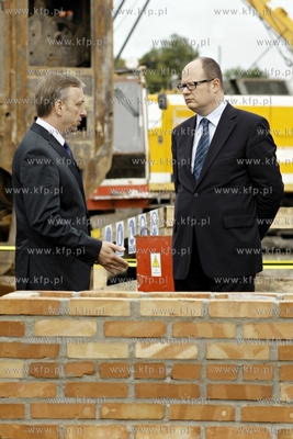 Gdansk. Uroczystosc wmurowania kamienia wegielnego...