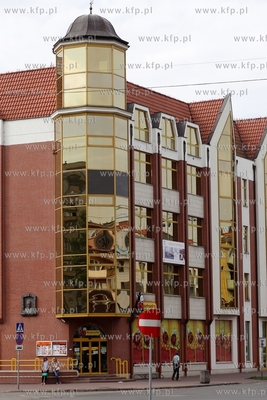 Gdansk. Zespol budynkow Artus Park przy ul. Dlugie...