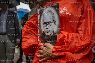Protest pod Muzeum II Wojny Światowej przeciwko usunięciu...