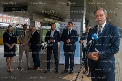 Przystanek SKM Śródmieście. Prezentacja nowych pociągów...