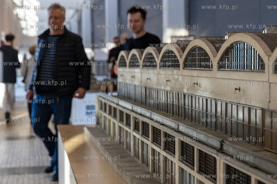 Muzeum Emigracji w Gdyni. Wystawa czasowa "Gdynia,...