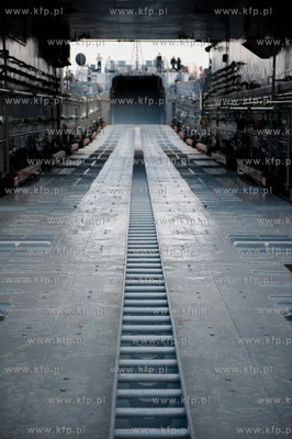 Port w Gdyni. Basen Prezydencki. Z okazji XII Baltyckich...