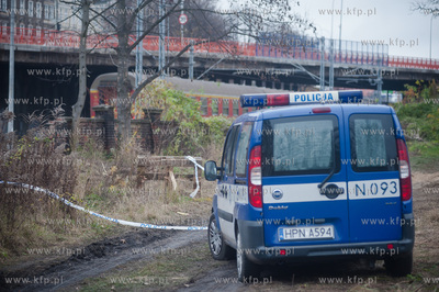 Gdansk. Zabezpieczony przez Policje teren Centrum Ksztalcenia...