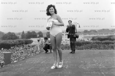 Festyn „Jazz i uroda” . Wybory Miss Sopotu 1956....