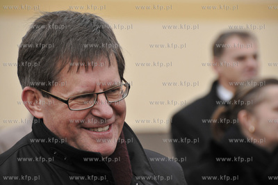 W Pelplinie przy ZSP nr2 otwarto kompleks boisk w ramach...