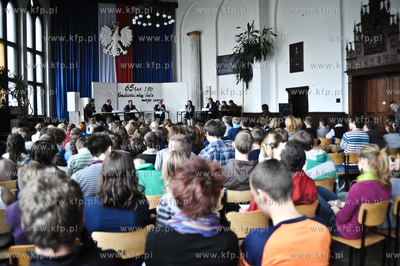 Debata z kandytadami na prezydenta miasta Gdansk w...