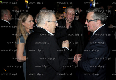 Warszawa, Zlote Tarasy. Premiera filmu Uklad Zamkniety...