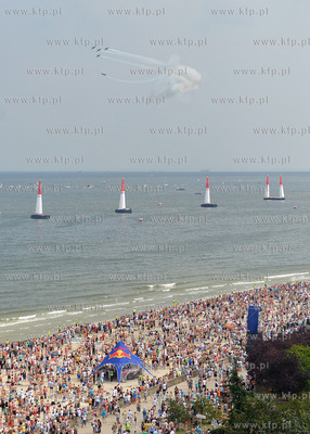 Gdynia - 4. przystanek Mistrzostw Swiata Red Bull Air...